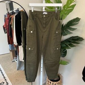 ✨ Rue21 Olive Green Cargo Joggers M | Soft Stretch Utility Streetwear Pants